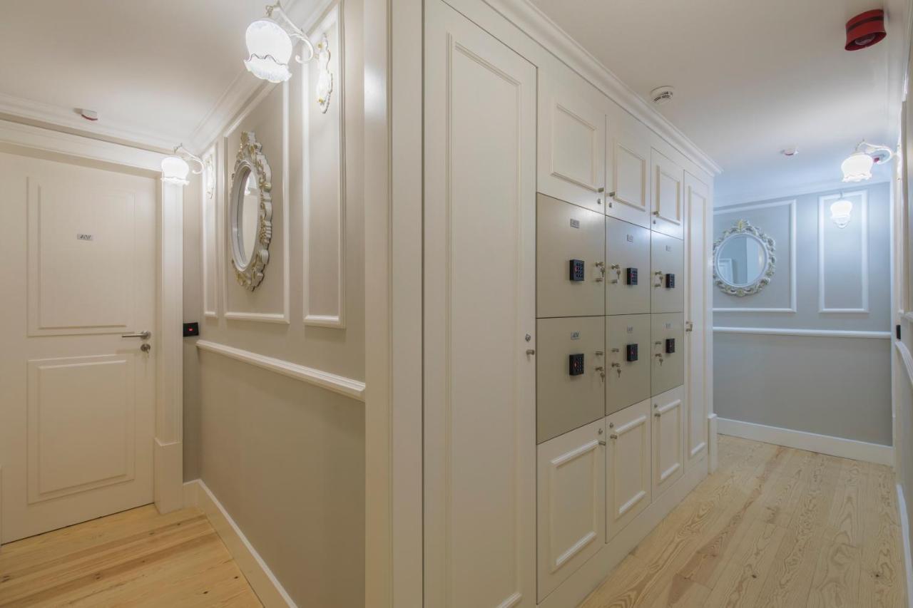 Lovelystay - Charming Douradoures I Lisbon Bagian luar foto