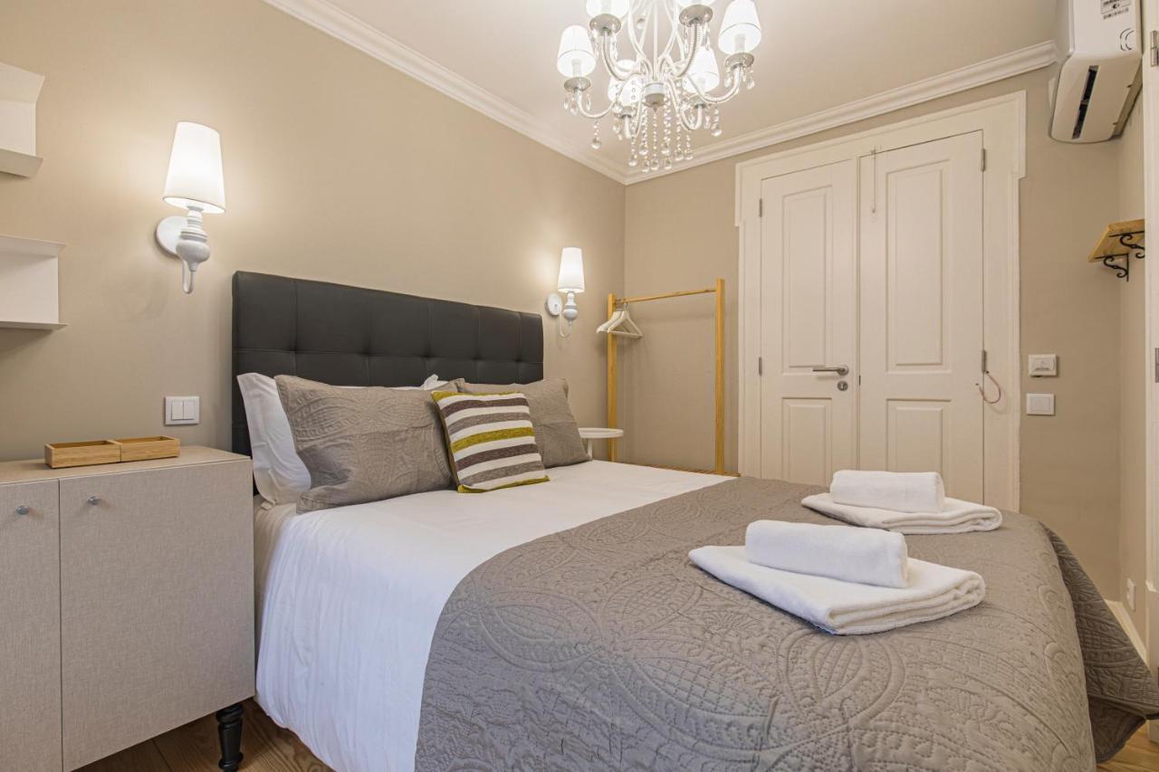 Lovelystay - Charming Douradoures I Lisbon Bagian luar foto